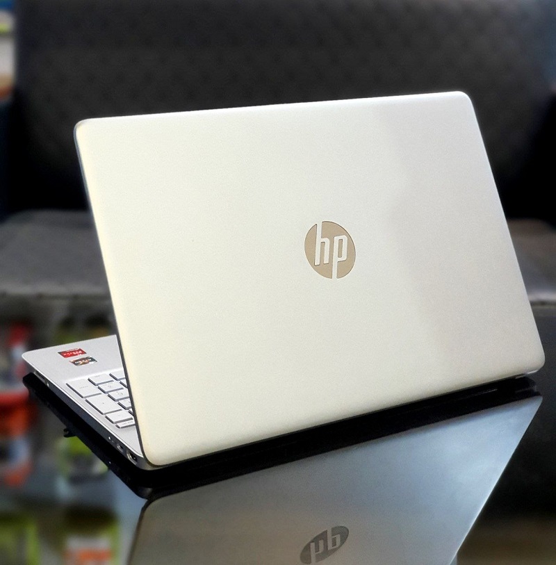 لپ تاپ HP 15 ef1041nr استوک